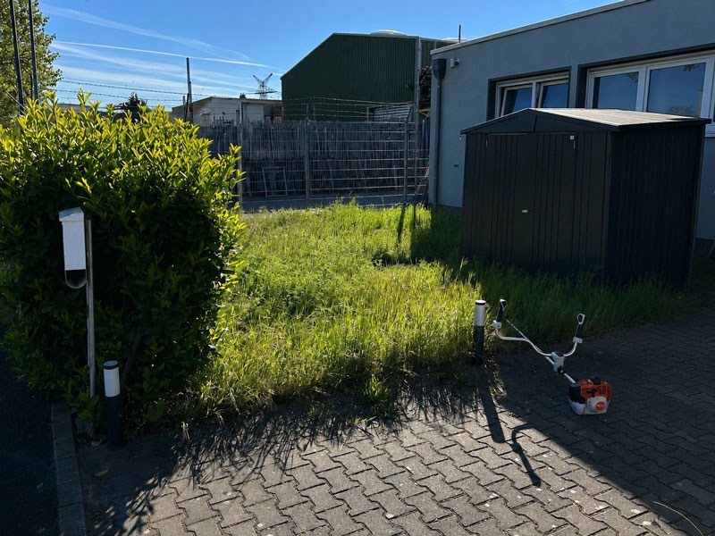 Gartenpflege vor der Pflege in Köln